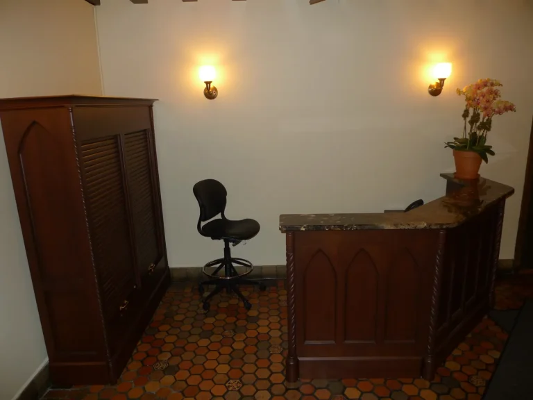 Lobby Woodwork restoration by Olek Inc.