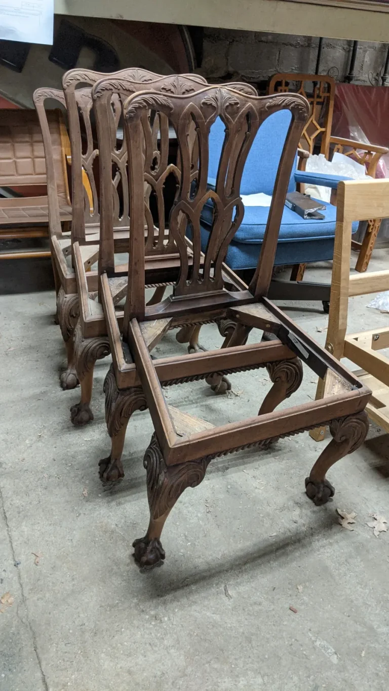 George III Mahogany Dining Table & Chairs — Conservation