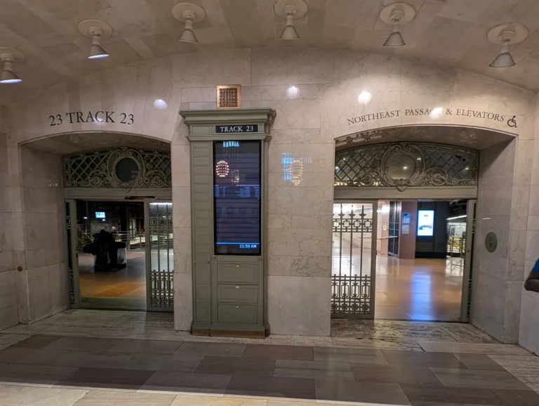 Grand Central Terminal — Gates & Destination Sign Cabinets
